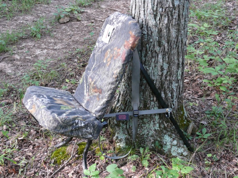 Sitting Hawk-All Terrain Pack Chair1-hi