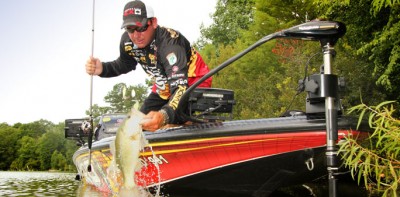 KVD hauling one out of the water