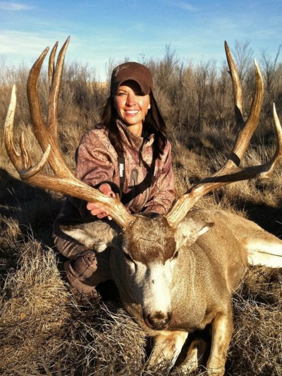 Julie+Kreuter+Hot Julie Kreuter’s First Muzzleloader Mule Deer Buck on “Beyond the ...