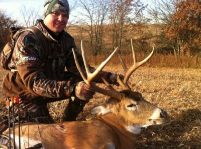 Jon Lester scores an eight-pointer in Missouri.
