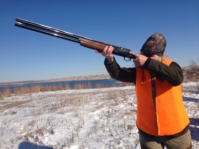 The author shoulders the Benelli 828U. Image by Brian Sheetz.